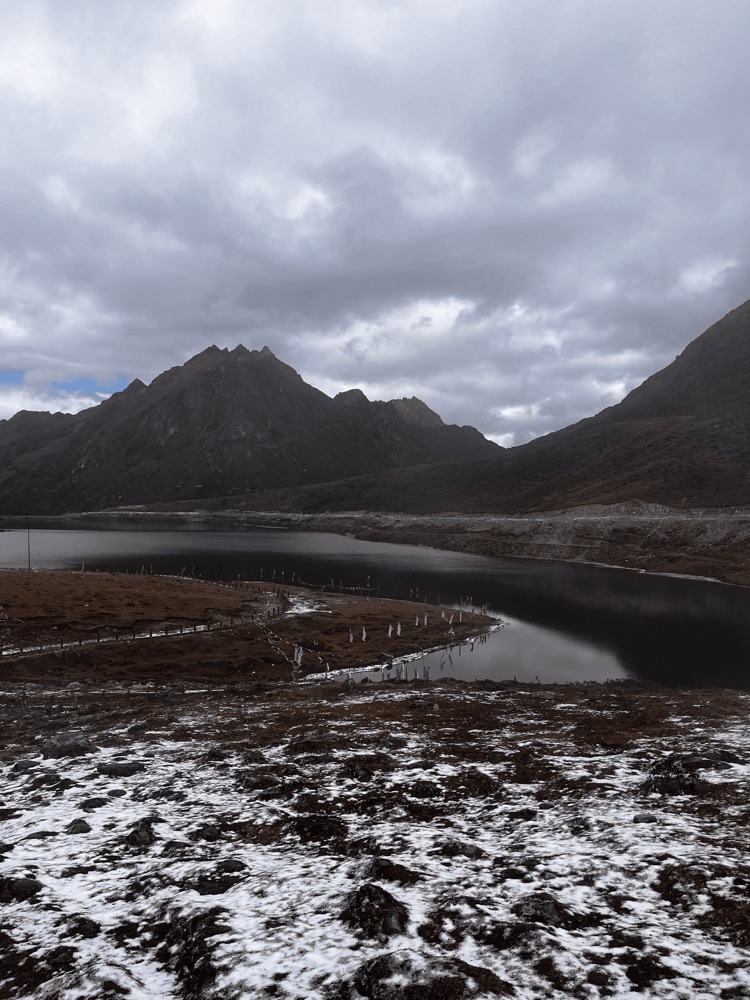 Himalayan lake